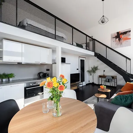 Spacious Loft-aparts On Karlin *