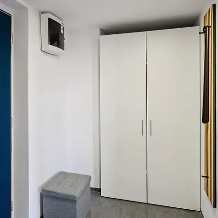 Spacious Loft-aparts On Karlin * プラハ