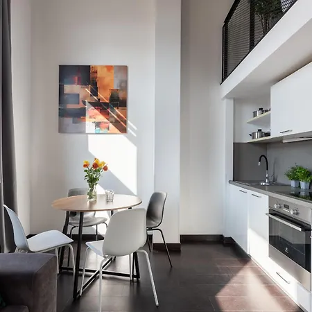 アパート Spacious Loft-aparts On Karlin