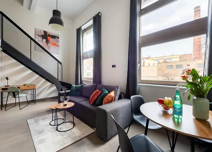 Lägenhet Spacious Loft-aparts On Karlin Prag