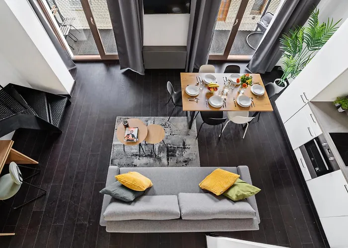 Spacious Loft-aparts On Karlin Lägenhet Prag